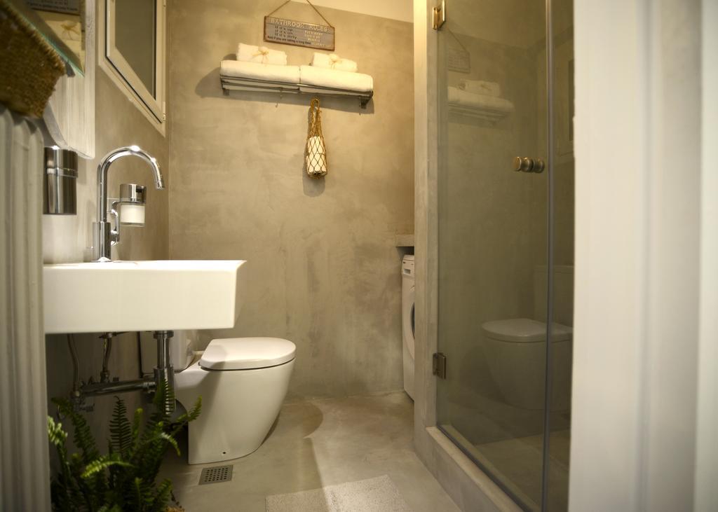 Your "Home Away From Home" In Acropolis Athens Luaran gambar